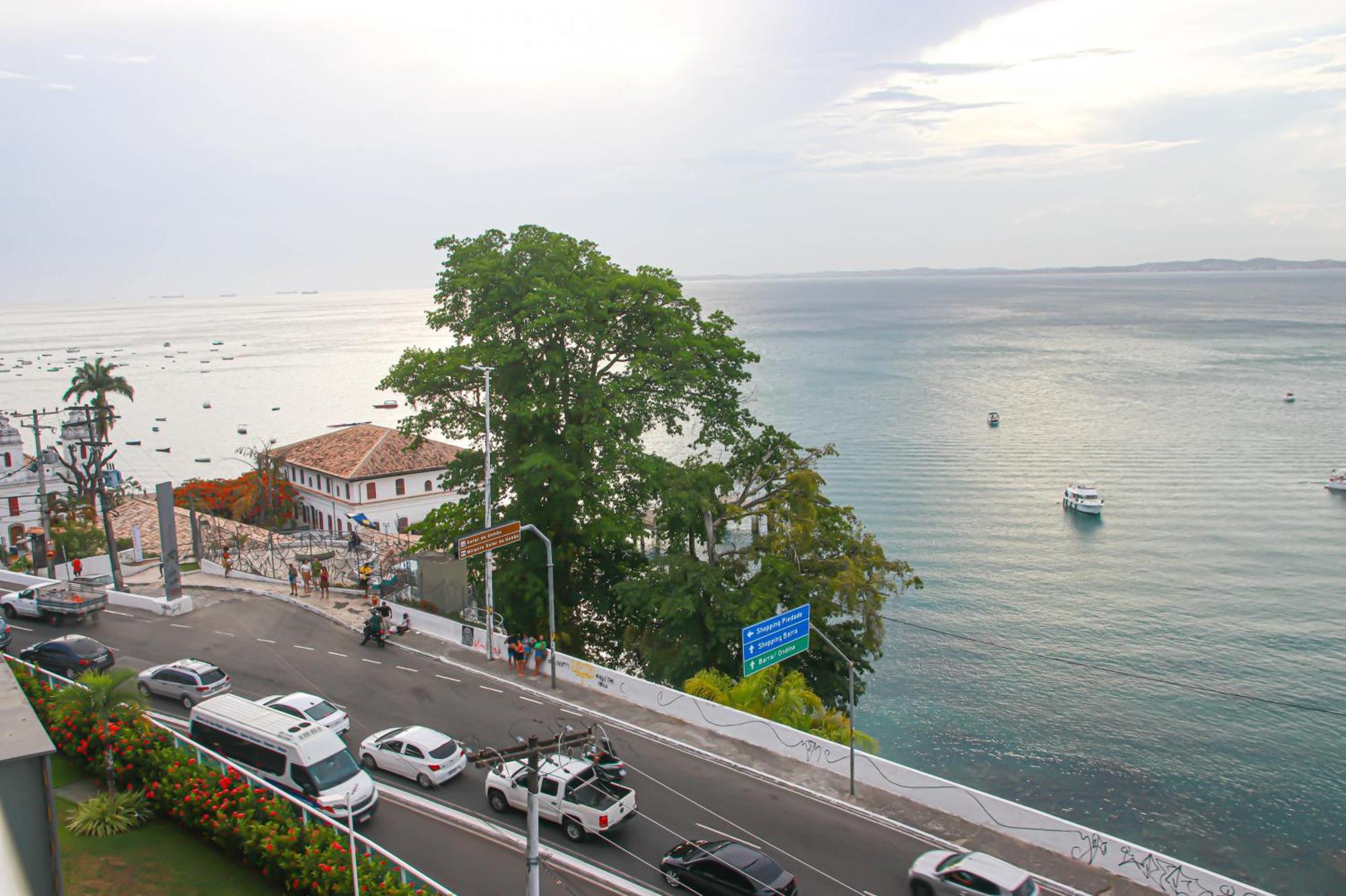 살바도르 Cloc Marina Vista Mar P/ A Baia De Todos Os Santos 아파트 외부 사진